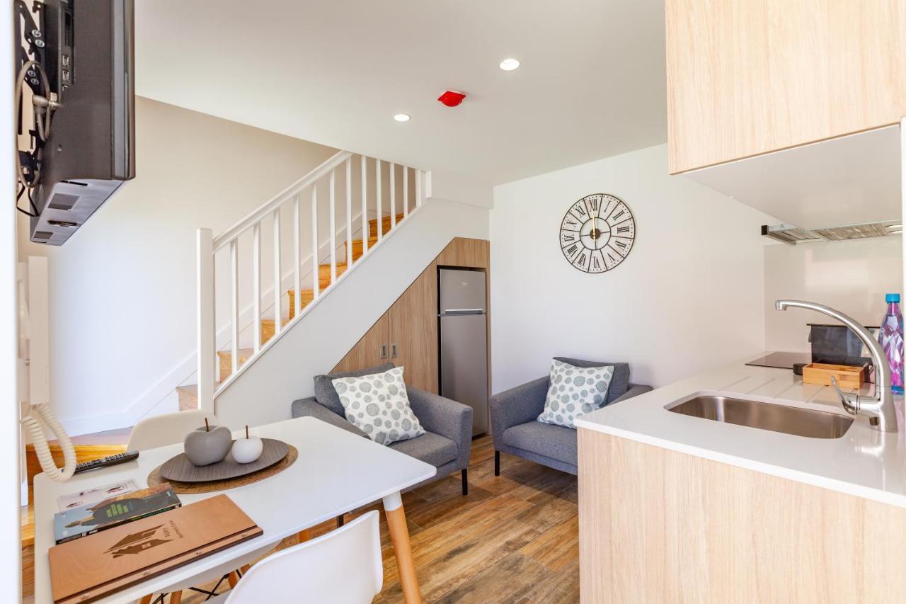 Polery Apartments Center ギマランイス エクステリア 写真
